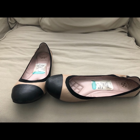 Vince Camuto Shoes - Vince Camuto two tone flats